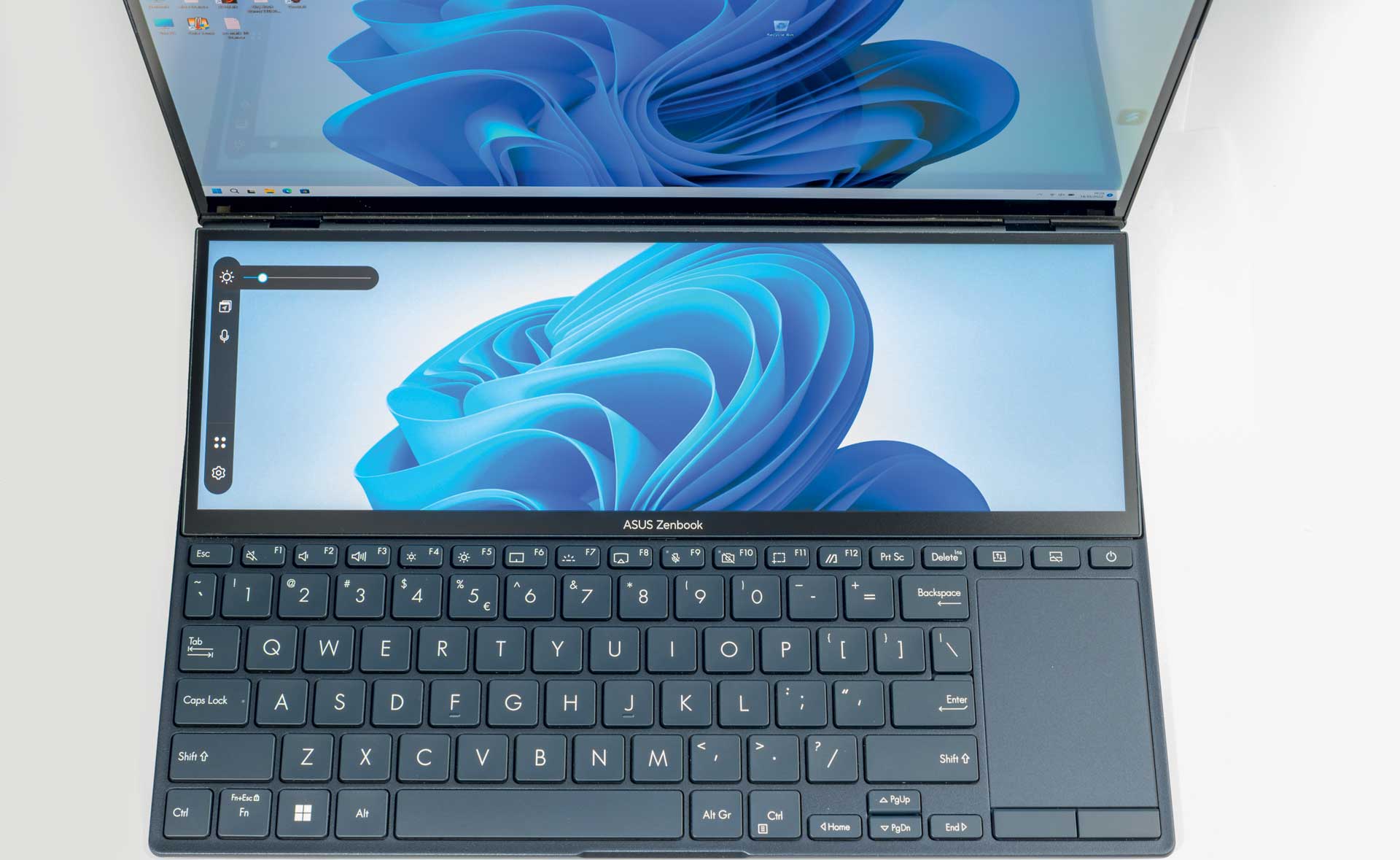 ASUS-ZenBook-Duo-laptop-3.jpg