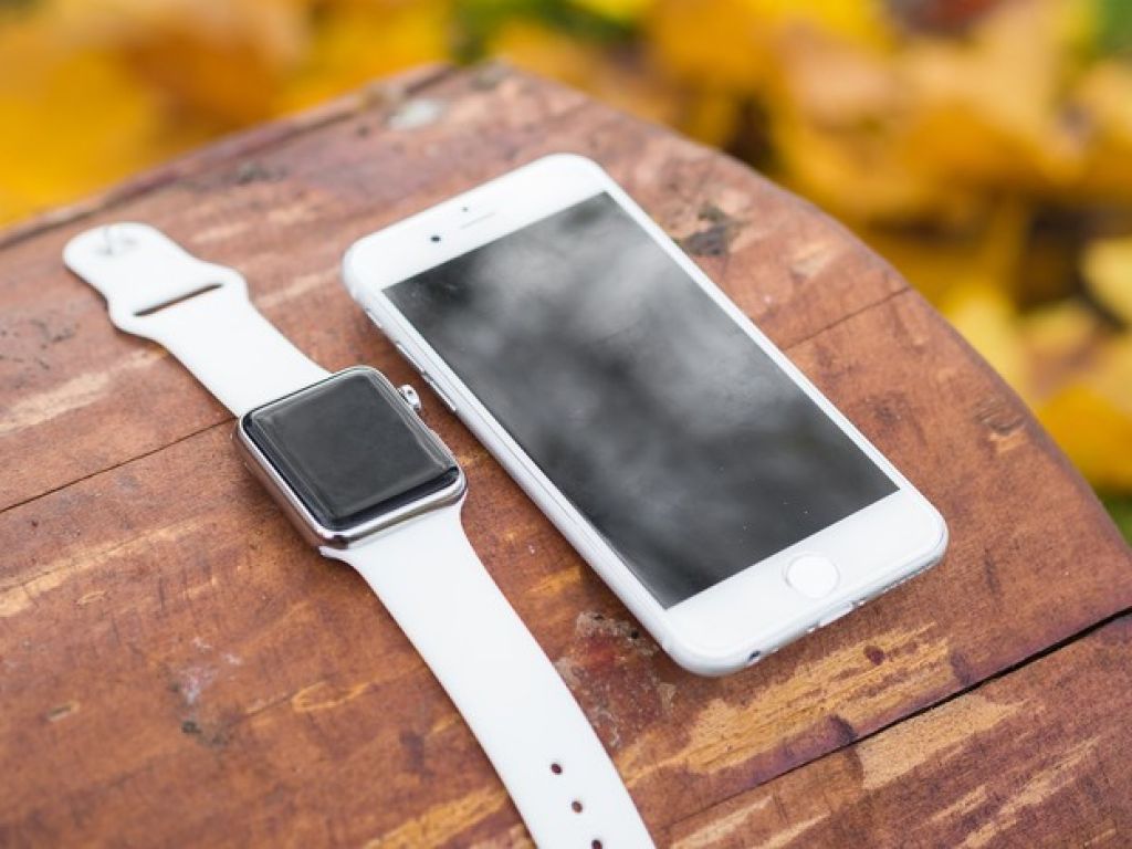 Apple u ožujku planira predstaviti iPhone 6c i Watch 2