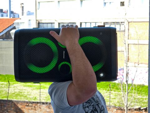 Hisense Party Rocker